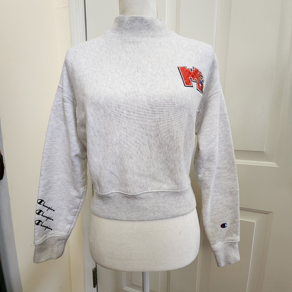 Champion Super Mario Cropped Sweater XS